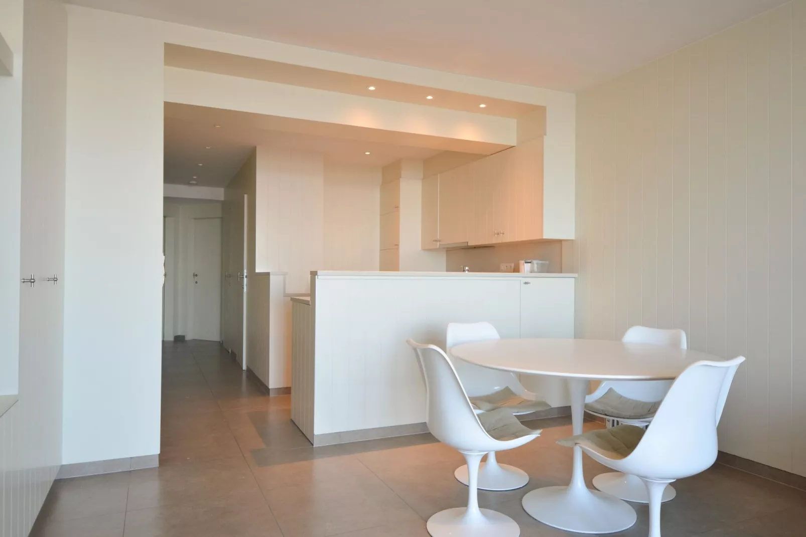 BRITANNI/BRIT0702-Dining room