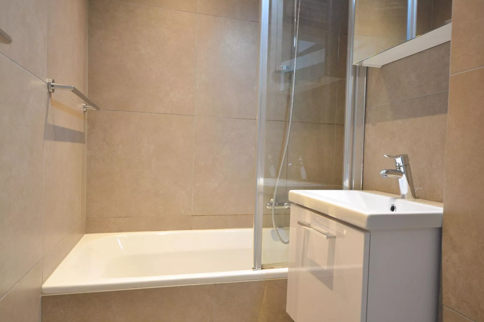 BRITANNI/BRIT0702-Bathroom