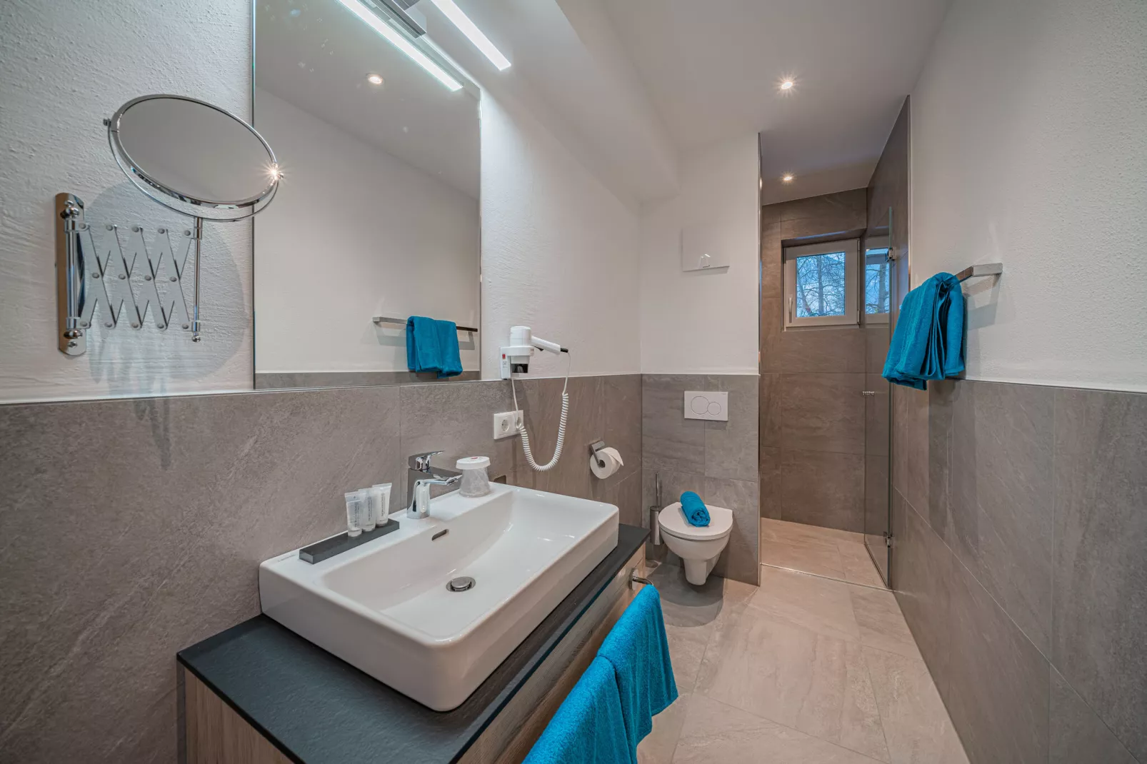 Haus Andrea Cäciel-Bathroom