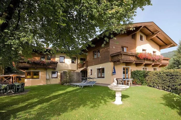 Haus Andrea Cäciel-Exterior summer
