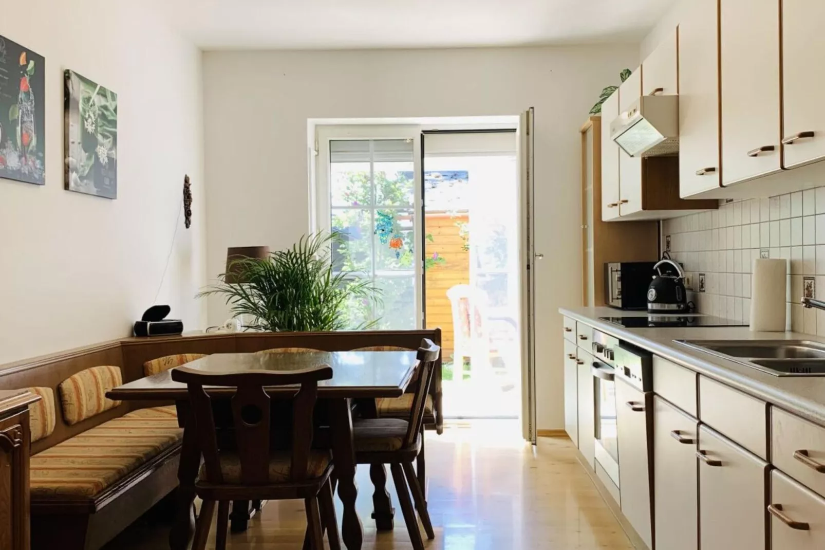 131052-Kitchen