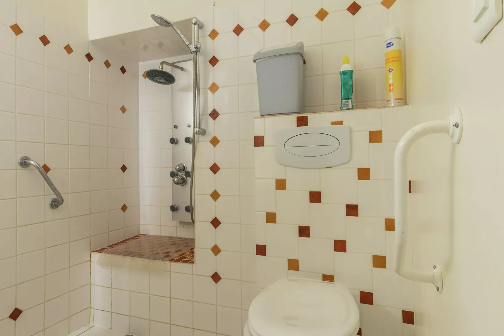 Gite 6 pers près de Châteauroux-Badezimmer