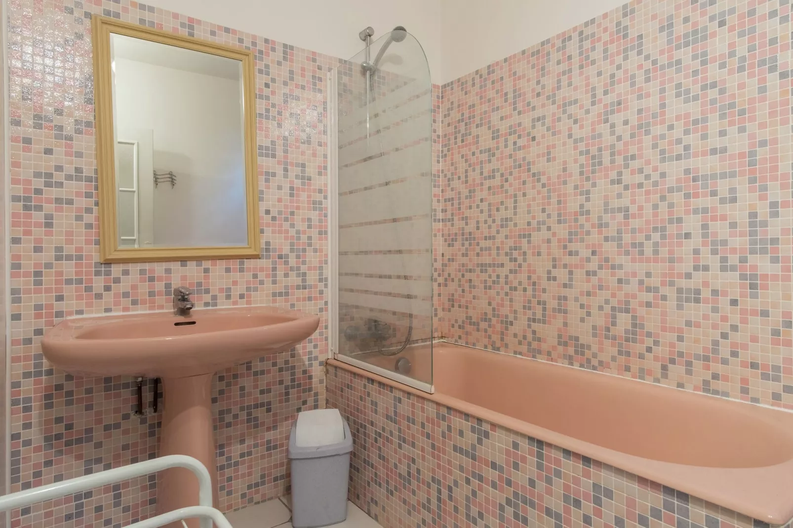 Gite 6 pers près de Châteauroux-Badezimmer