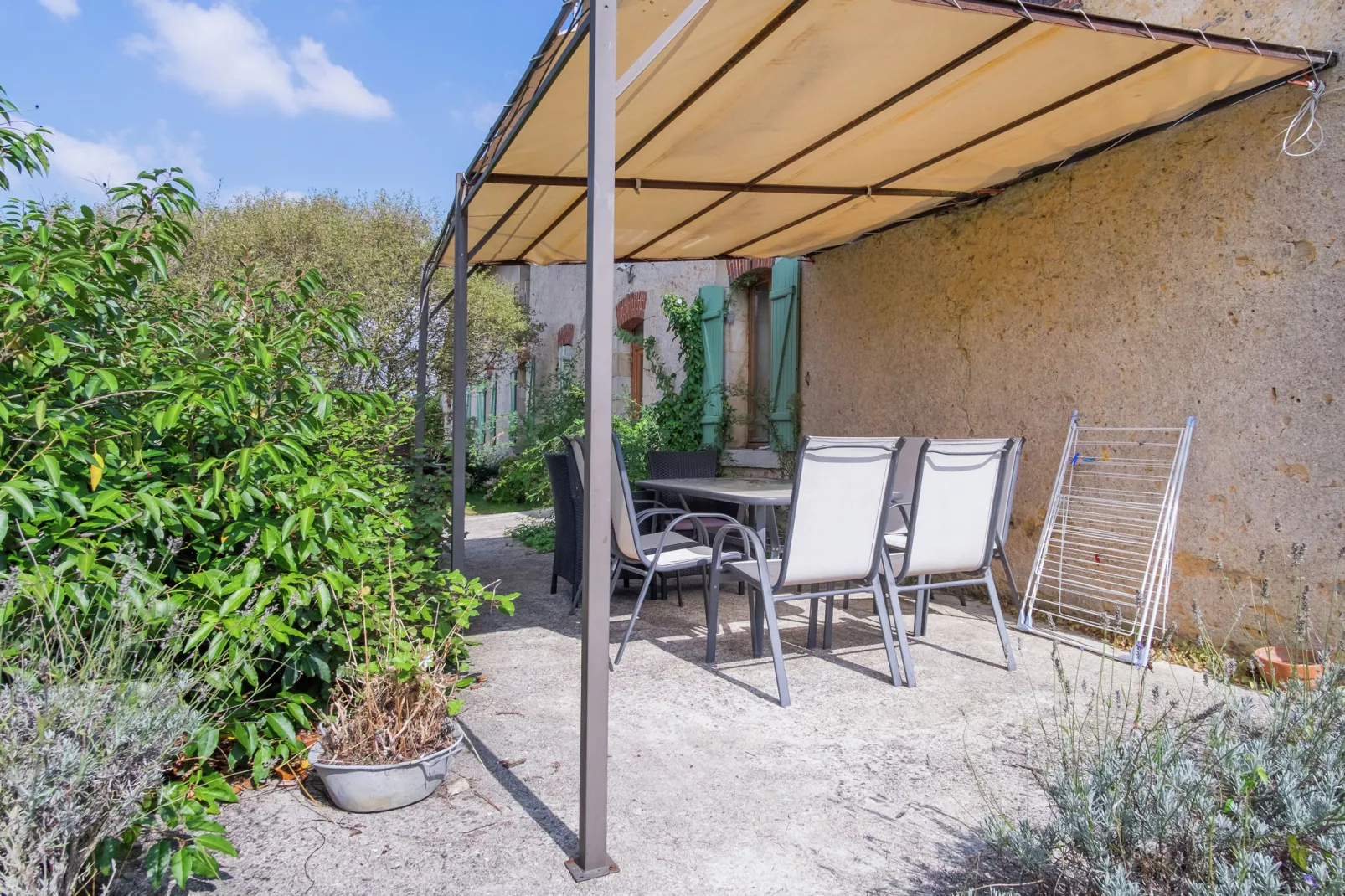 Gite 6 pers près de Châteauroux-Terrassenbalkon