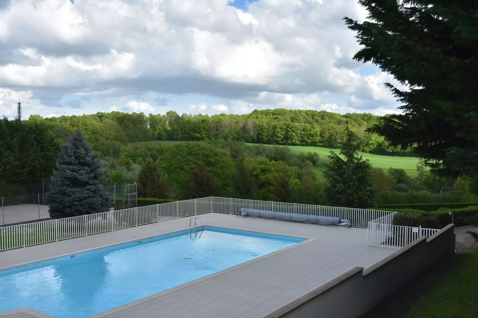 La Riviere-Pool