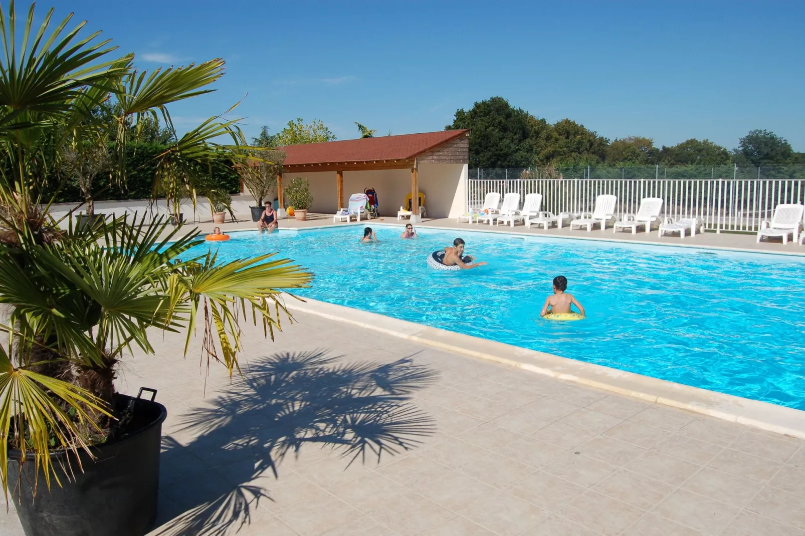 La Riviere-Pool
