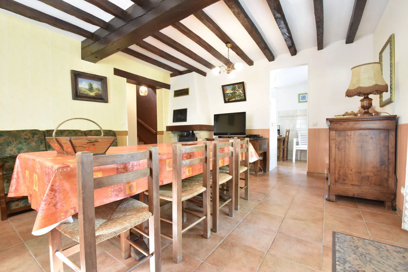La Riviere-Living room