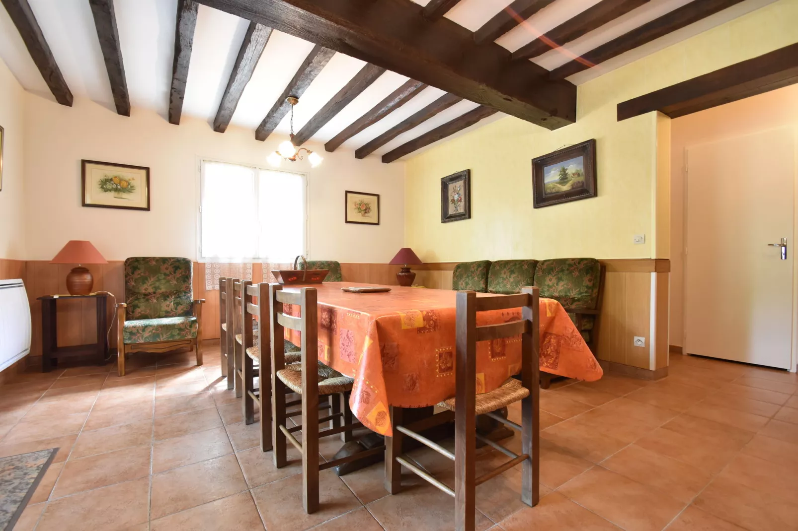 La Riviere-Dining room