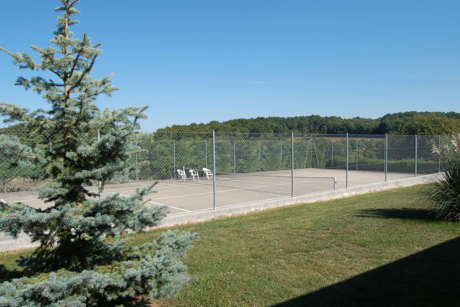 La Riviere-Facilities