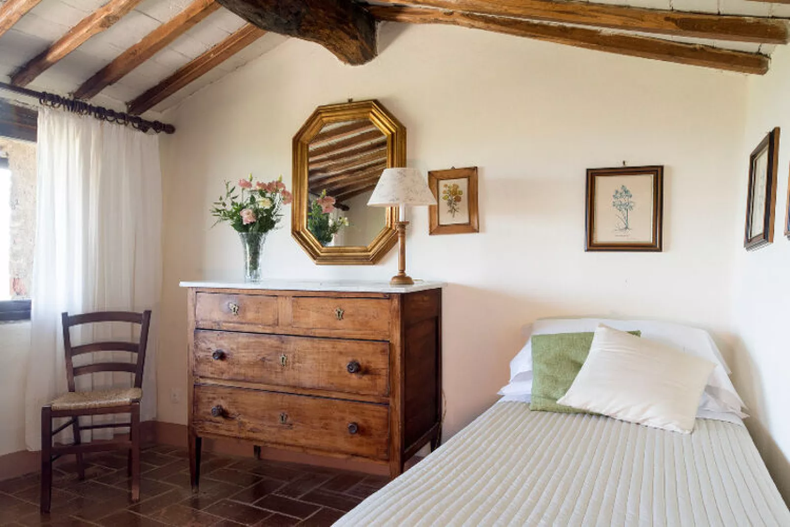 La Casetta-Bedroom