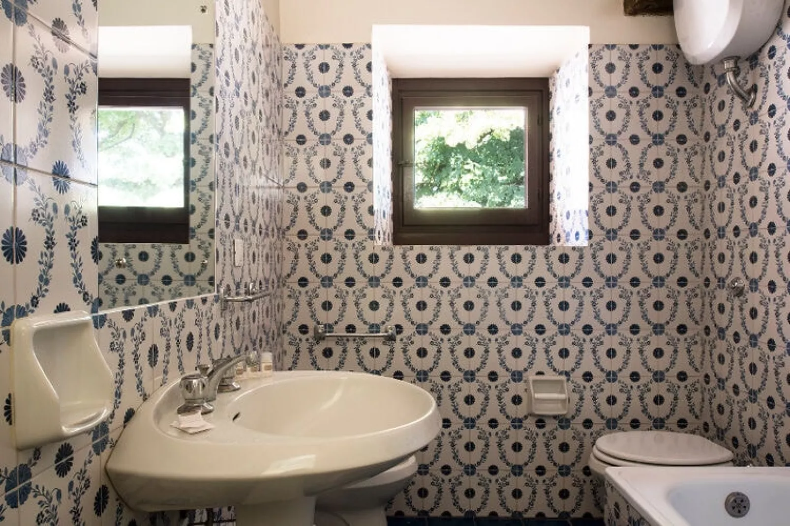 La Casetta-Bathroom