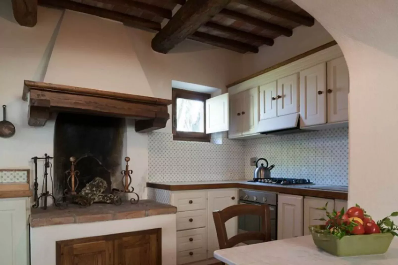 La Loggetta-Kitchen