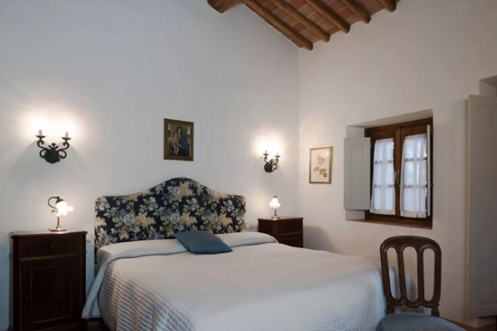La Loggetta-Bedroom