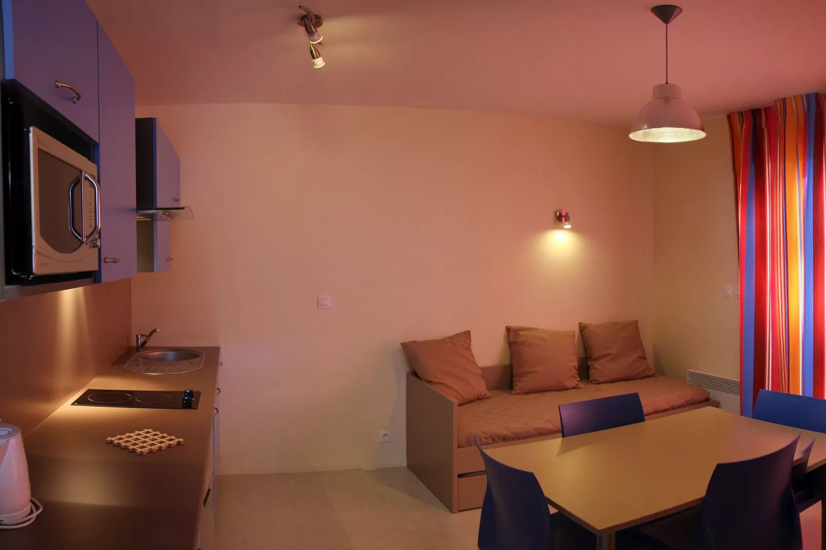 Relais du Plessis 2-Living room