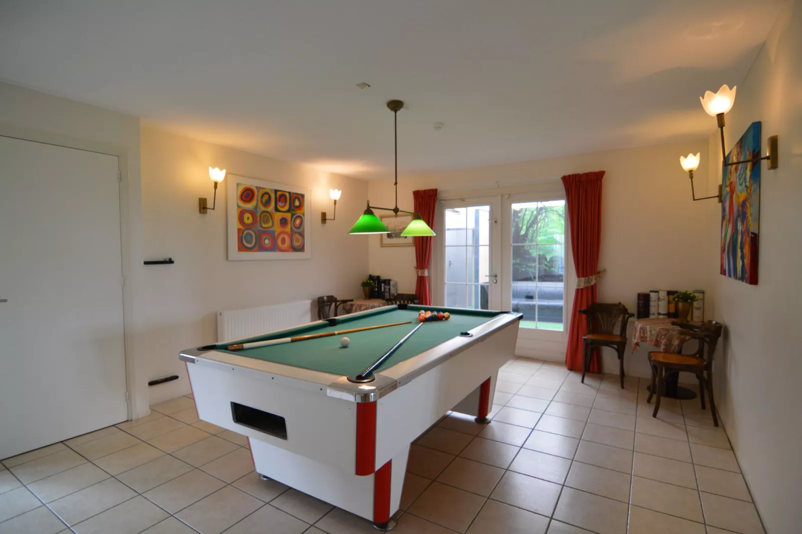 Silence II-Recreation room
