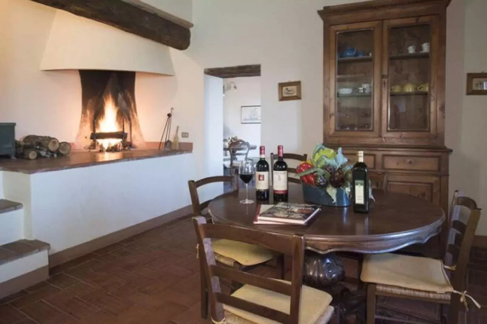 Ginestra-Dining room