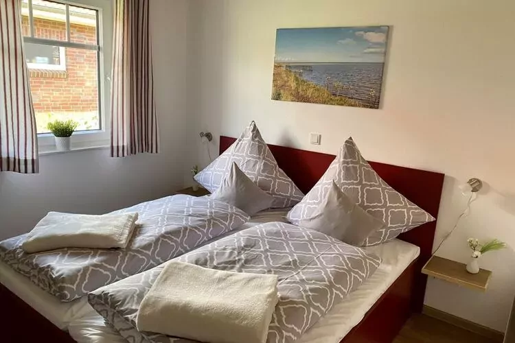 315166-Bedroom