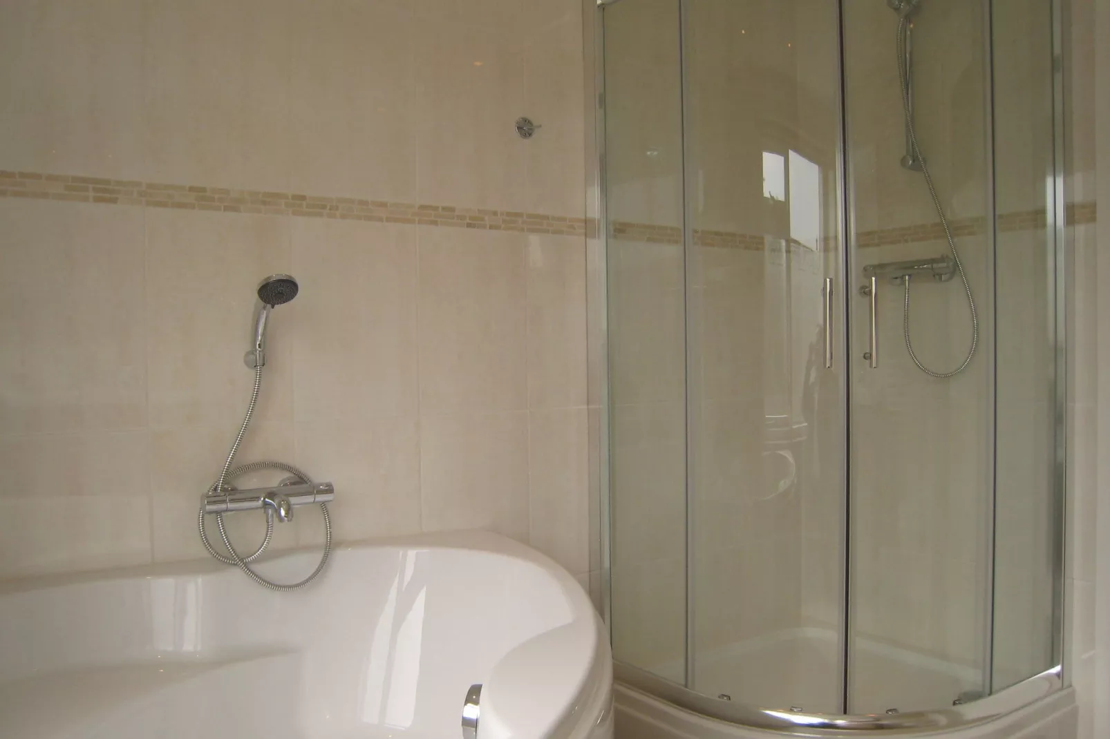 Zonnekroon-Bathroom