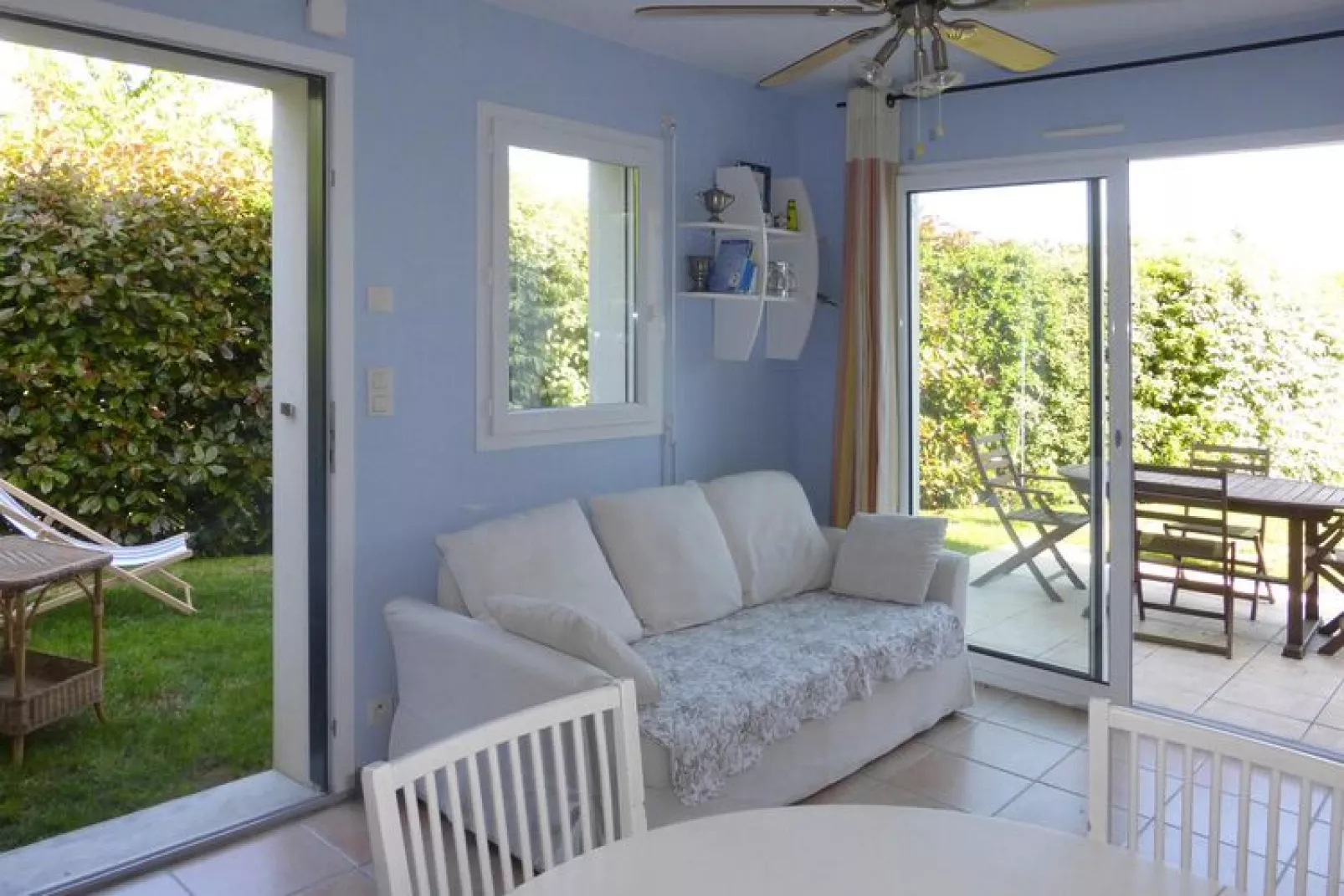 Semi-detached house Pléneuf-Val-André-Living room