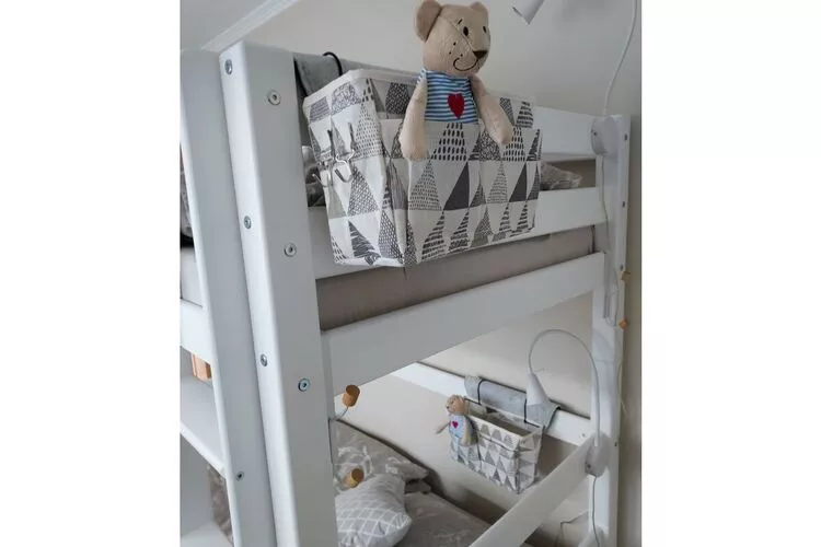 383556-Bedroom