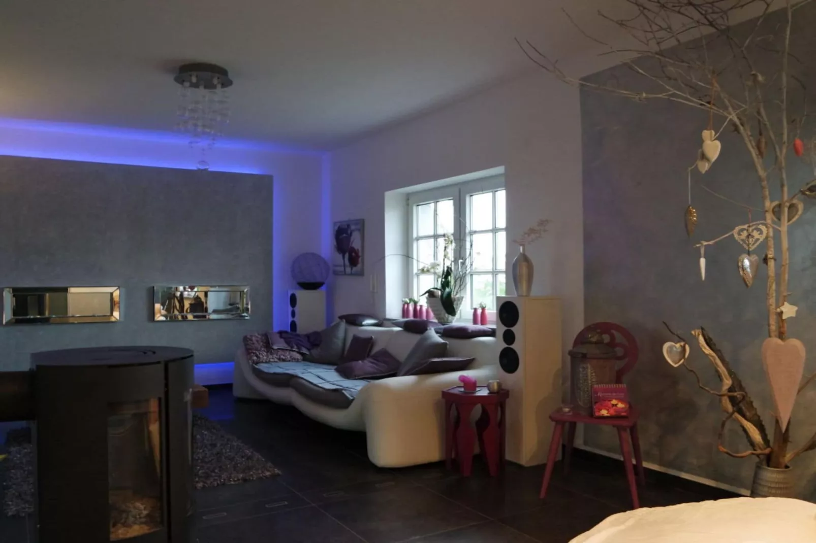 102057-Living room