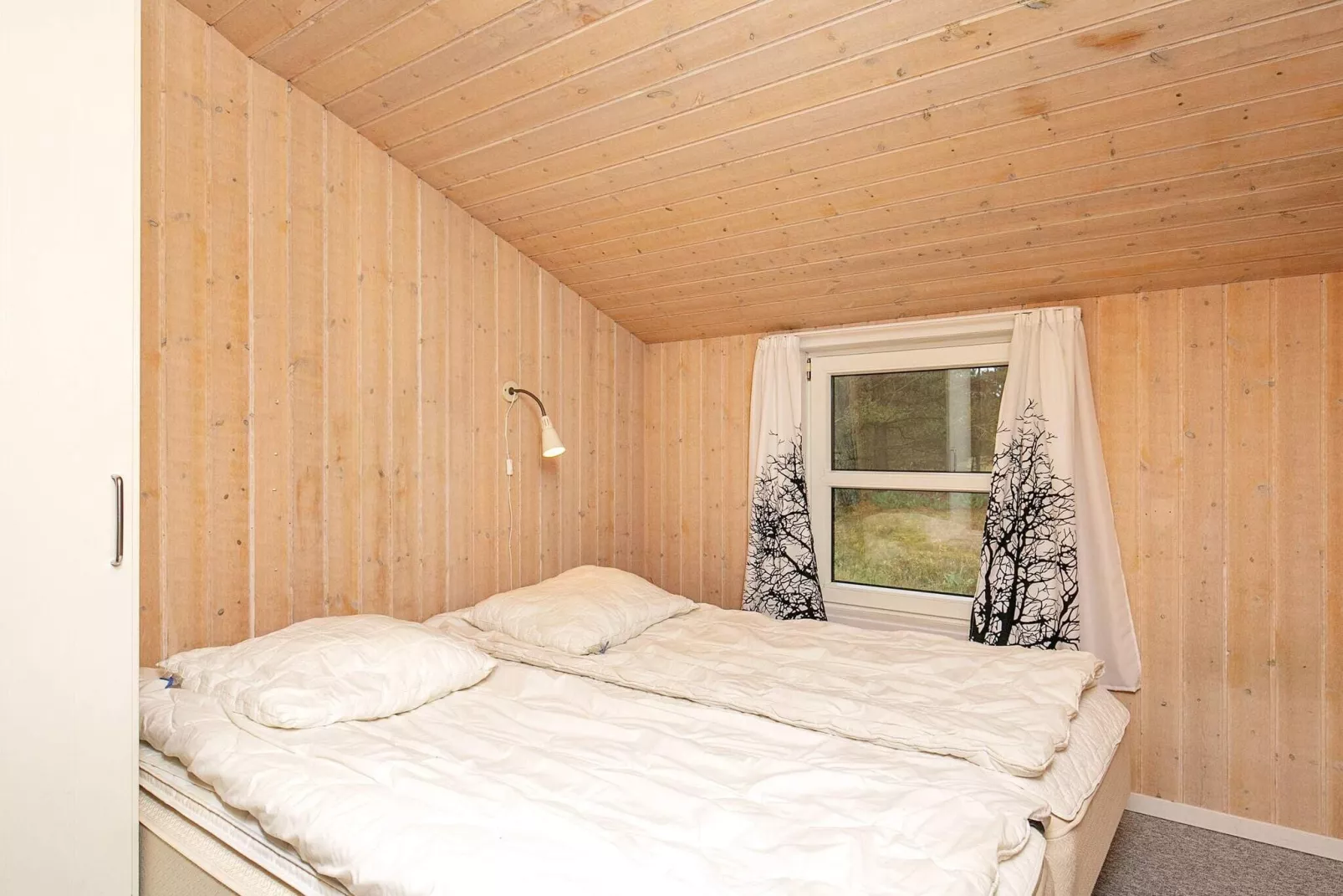 Idyllic Retreat with Whirlpool-By Traum-Indoor