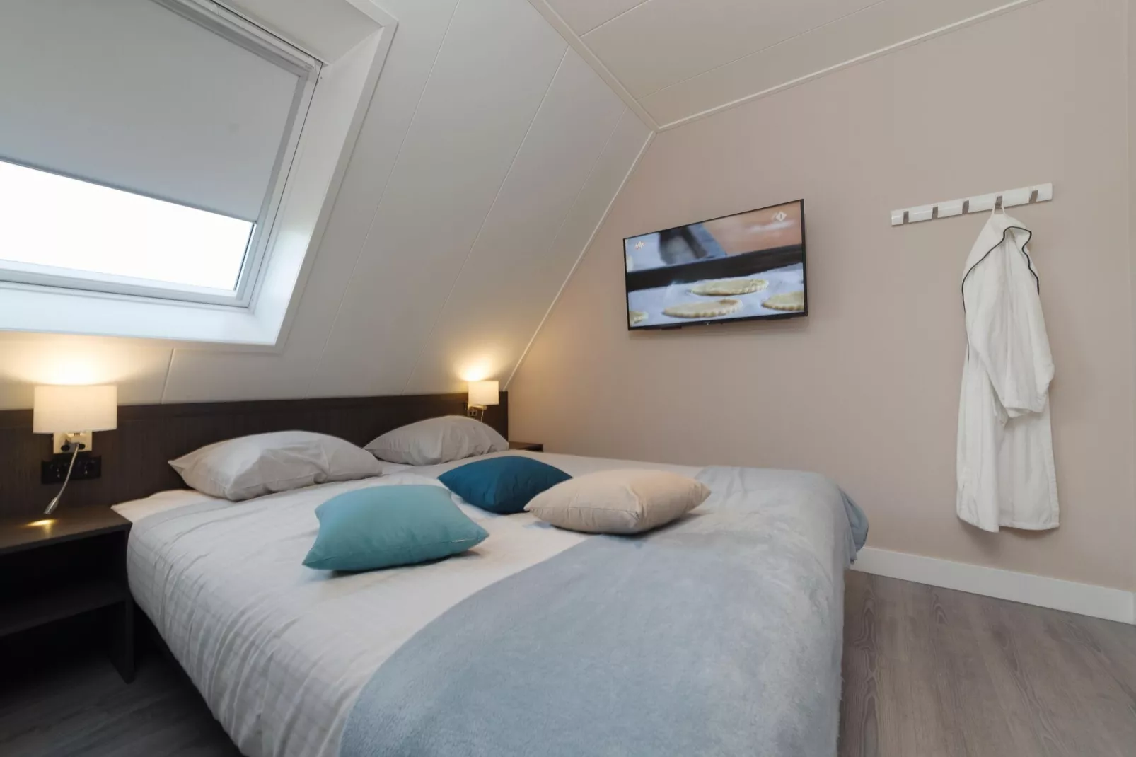 8-persoons geschakeld-Schlafzimmer