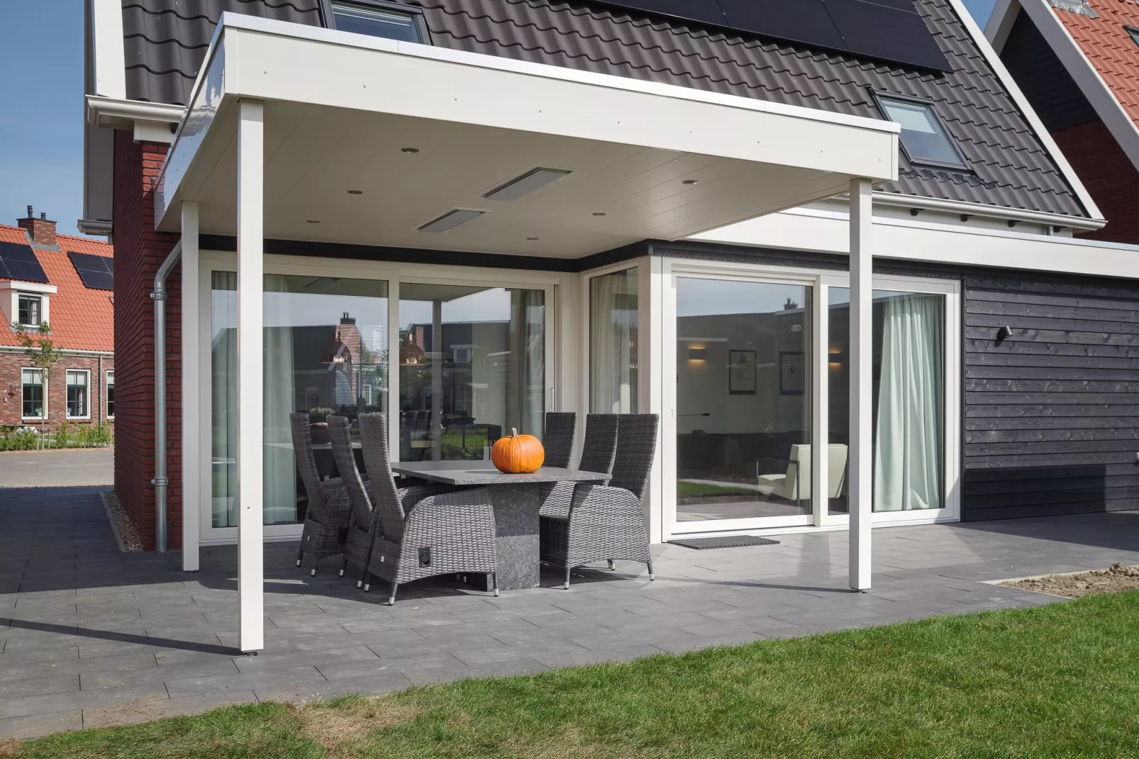 6 persoons vrijstaand met sauna/hond-Terrace balcony