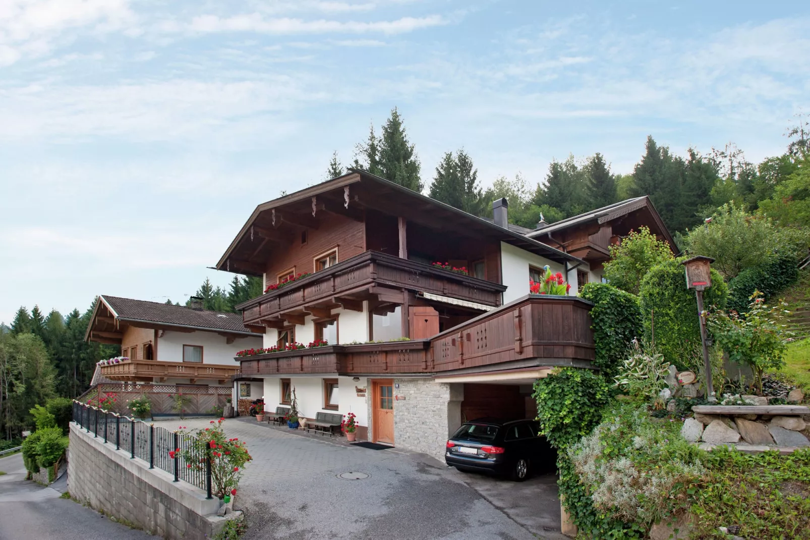 Huber-Exterior summer
