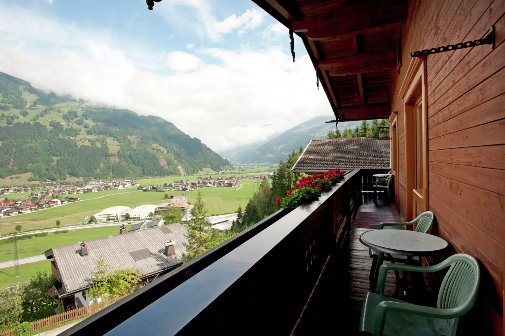 Huber-Terrace balcony