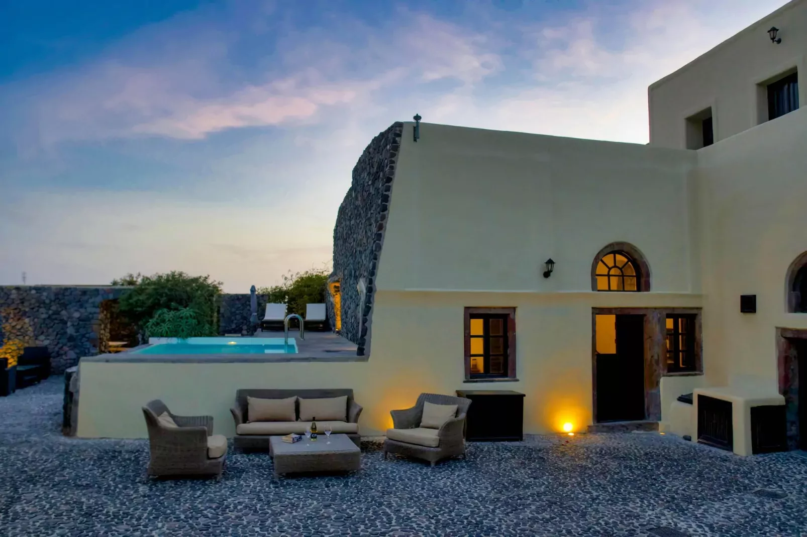 Mansion Kyani-Exterior summer