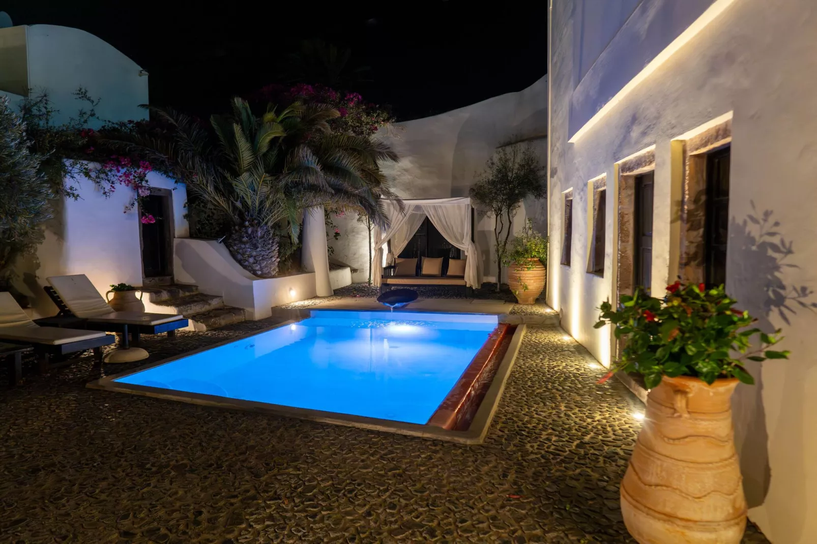 Mansion Sophia-Pool