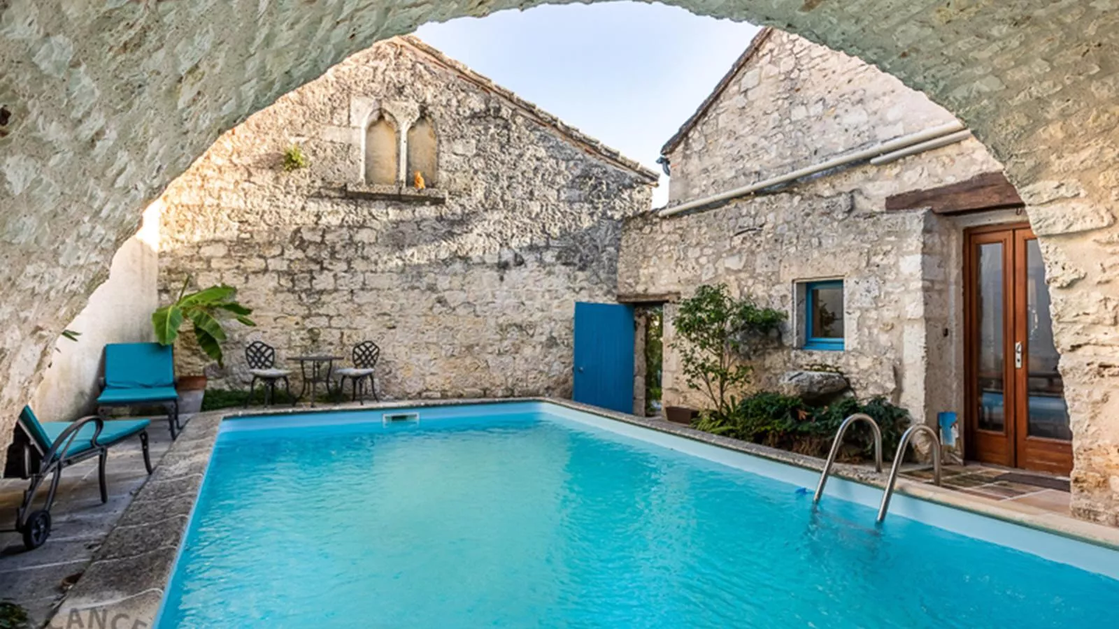 Les Roches de Roquecor-Pool