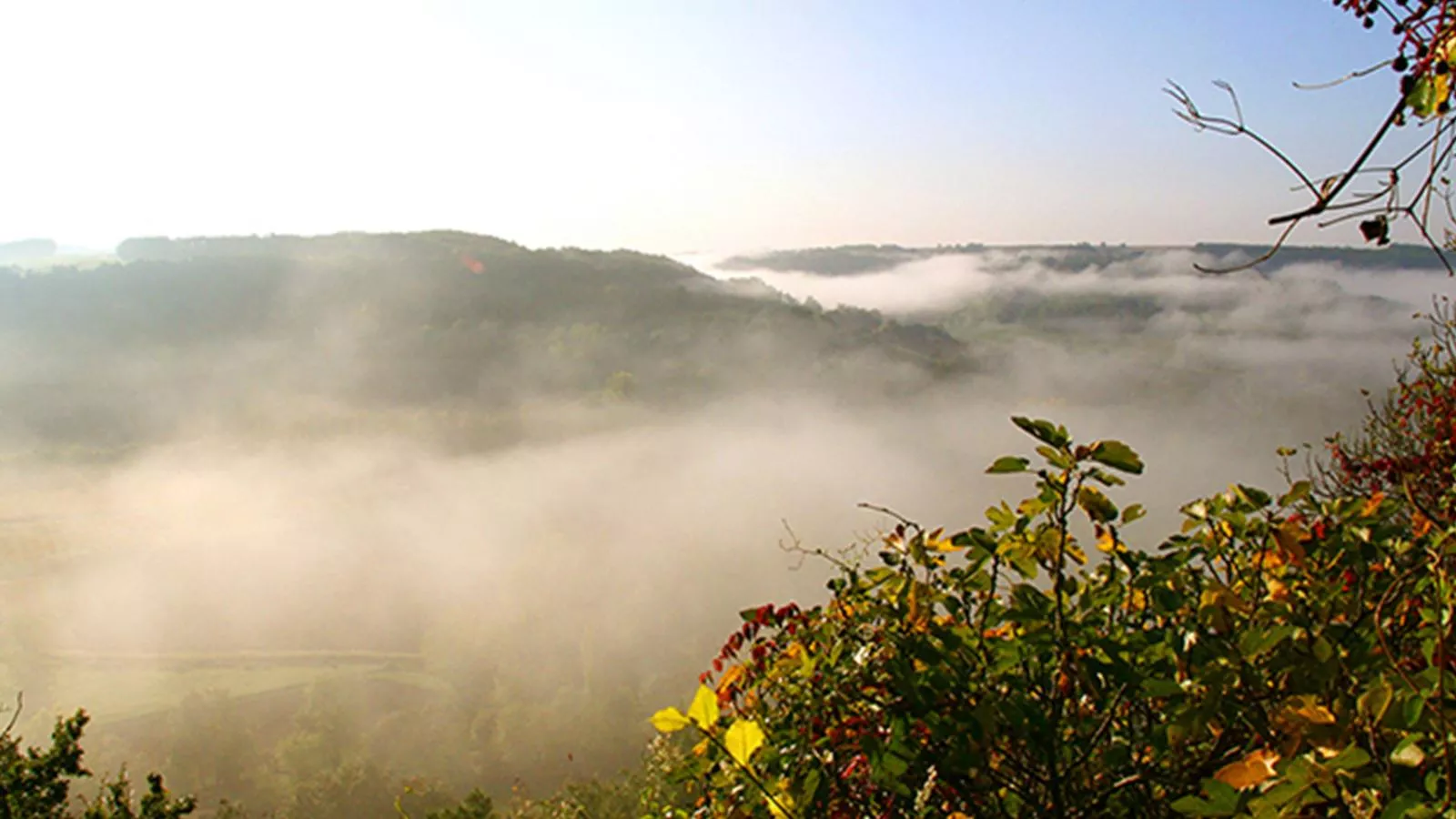 Les Roches de Roquecor-View summer