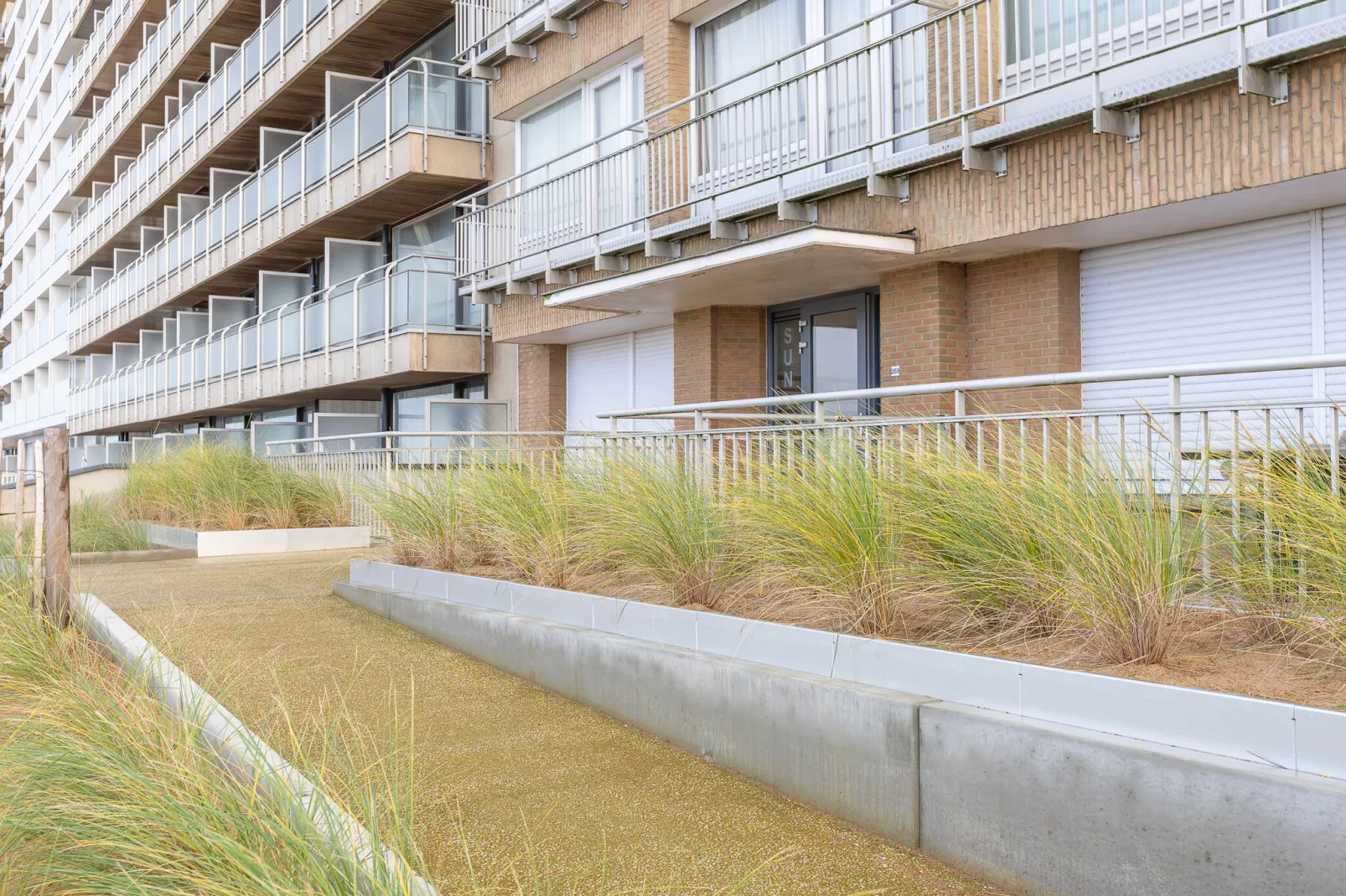 Sun Beach 0802-Exterior summer