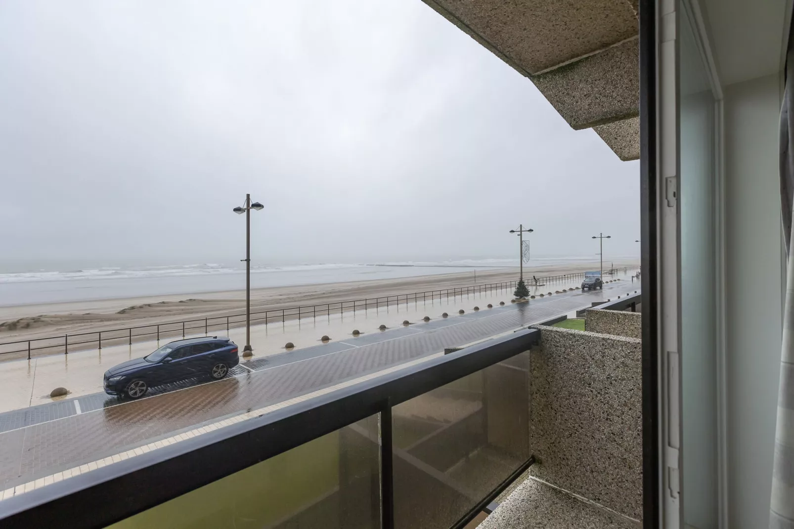 Espace II 0102-Aussicht Sommer