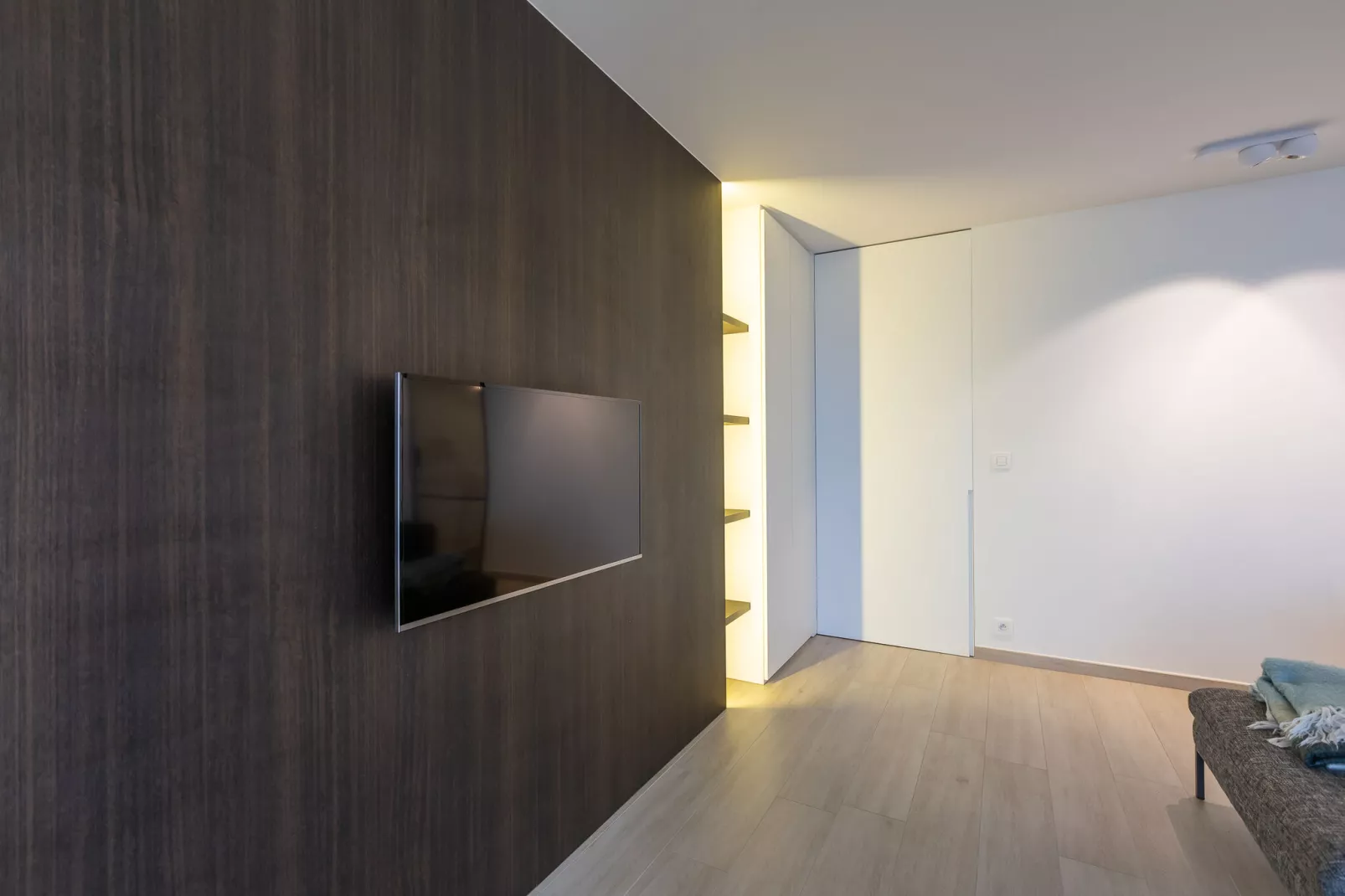 Manager  0509-Bedroom