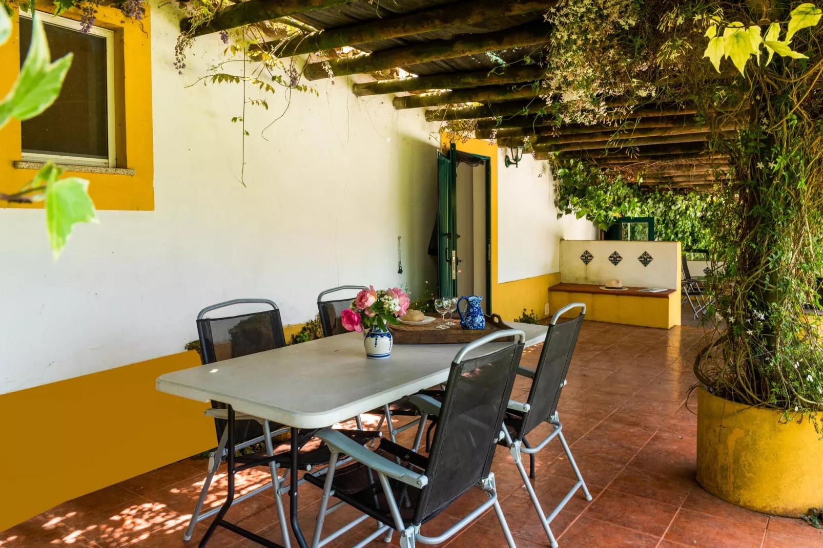 Casa das Pedras-Terrace balcony