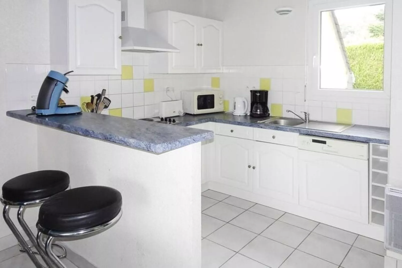 Terraced house Erquy-Kitchen