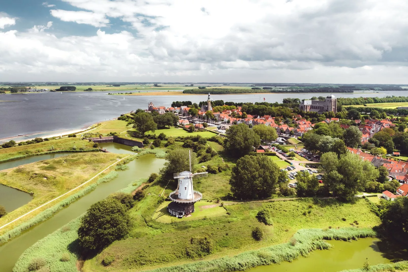 Domein Het Camperveer Veerse Meer 1-Areas summer 1km
