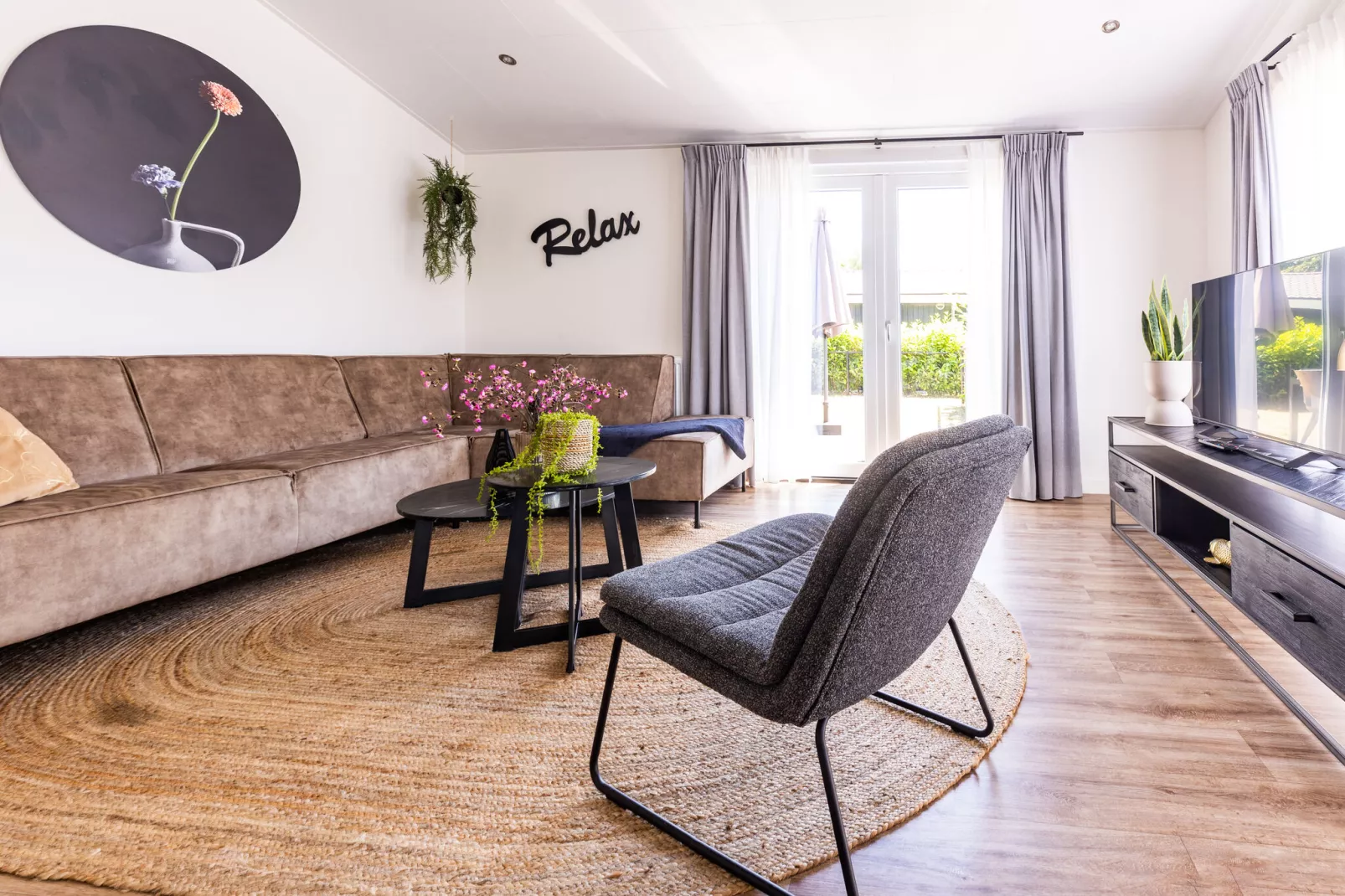 Vakantiepark Molenvelden 1-Living room