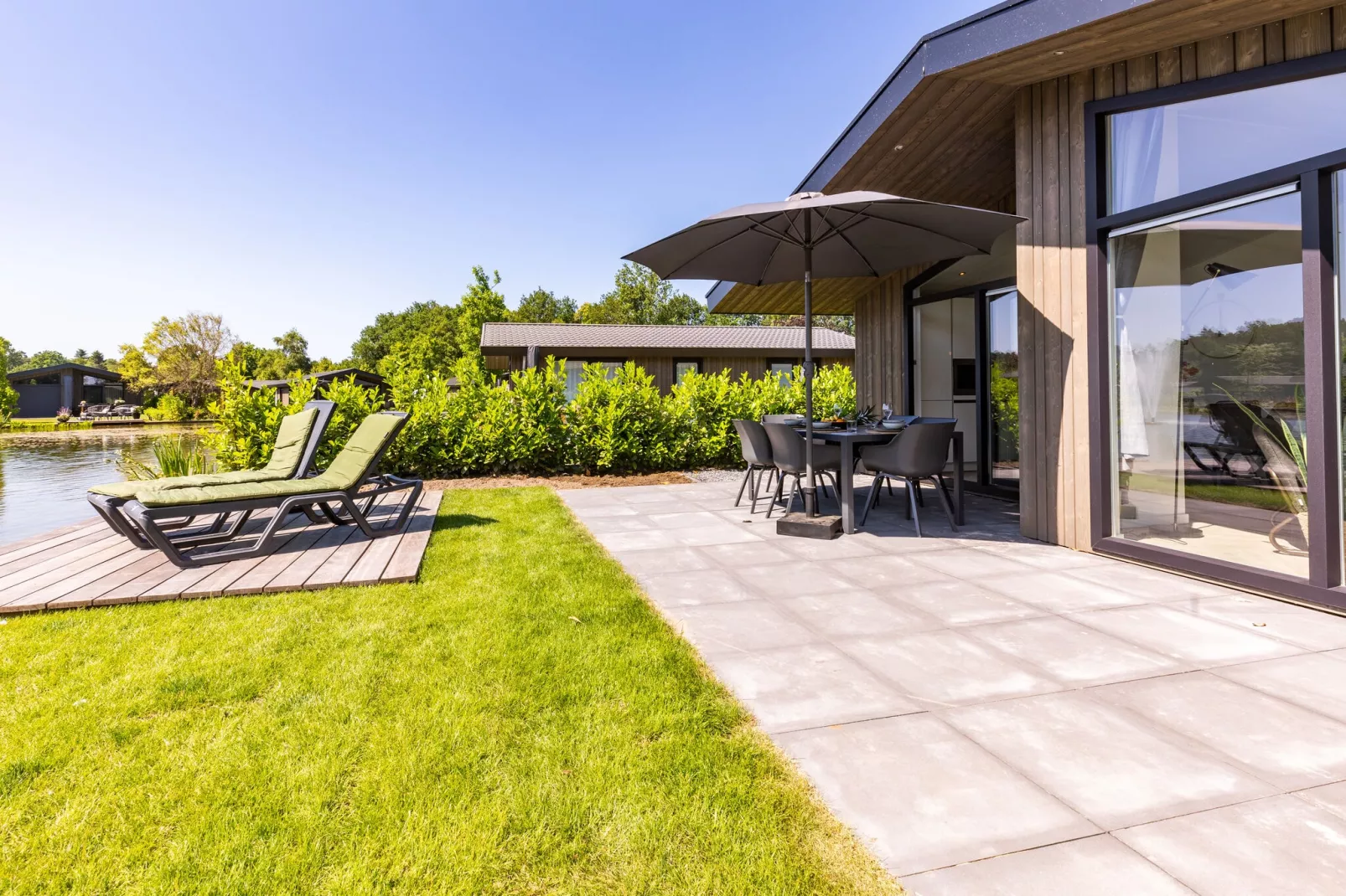 Vakantiepark Molenvelden 3-Exterior summer
