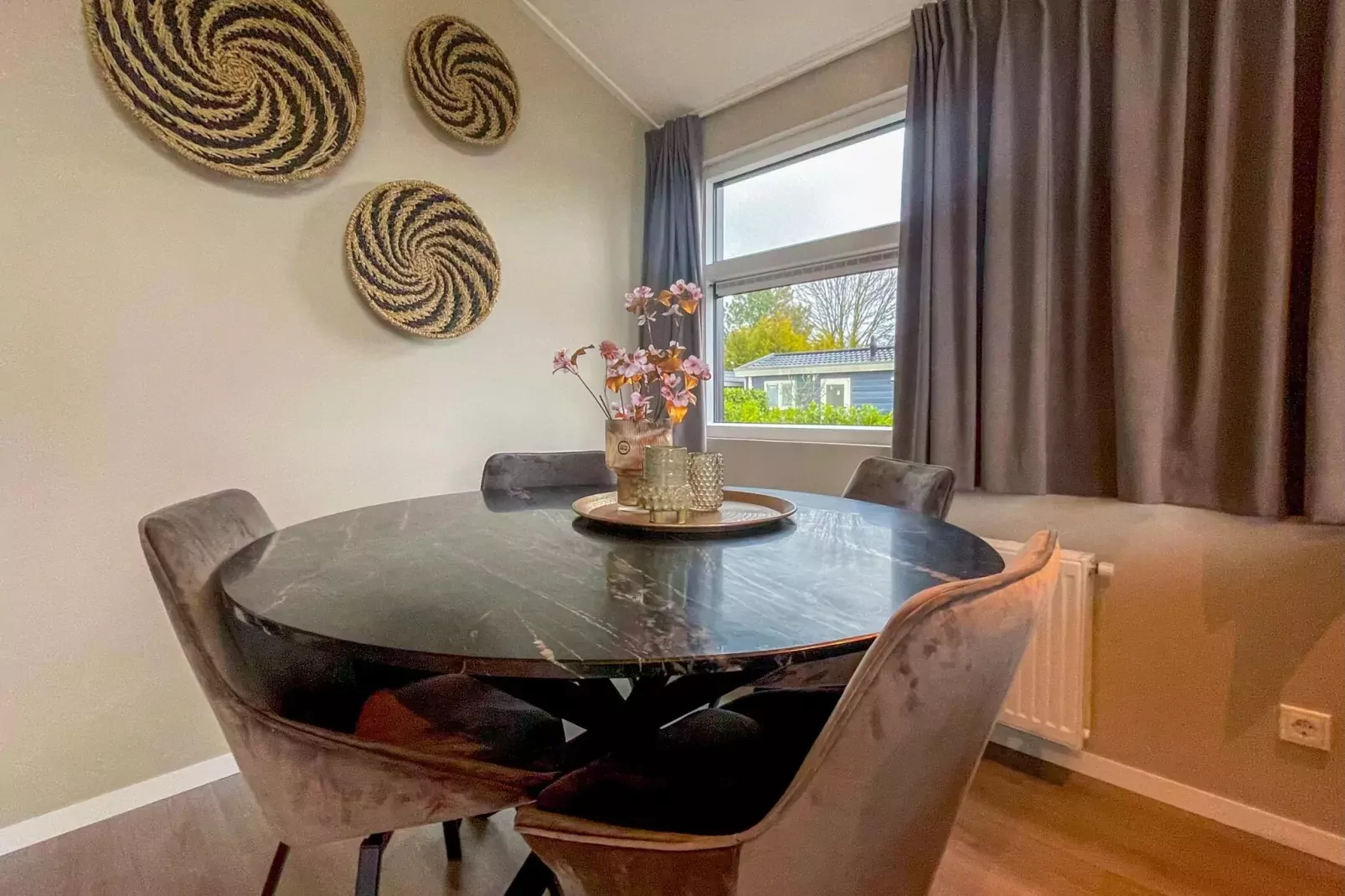 Vakantiepark Molenvelden 10-Esszimmer