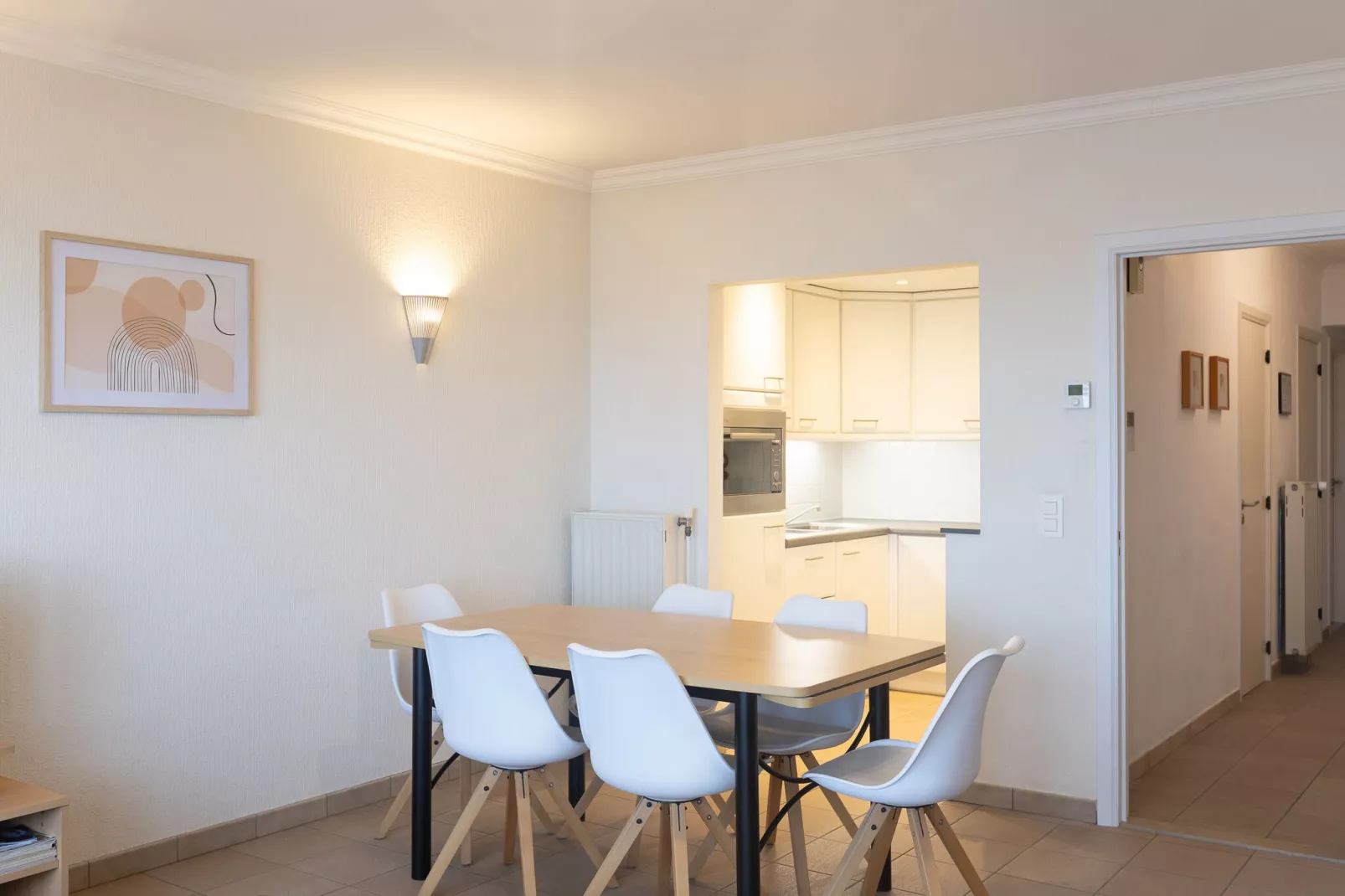 Sun Beach 0301-Dining room