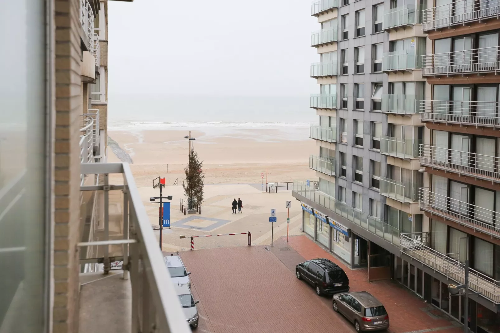 DECUMAN / 0401-Aussicht Sommer