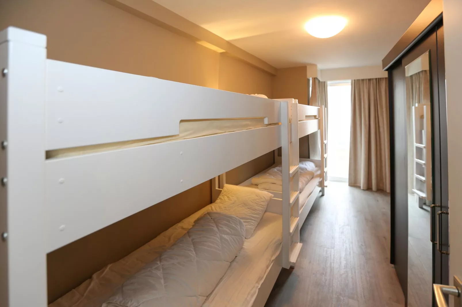 DECUMAN / 0401-Schlafzimmer