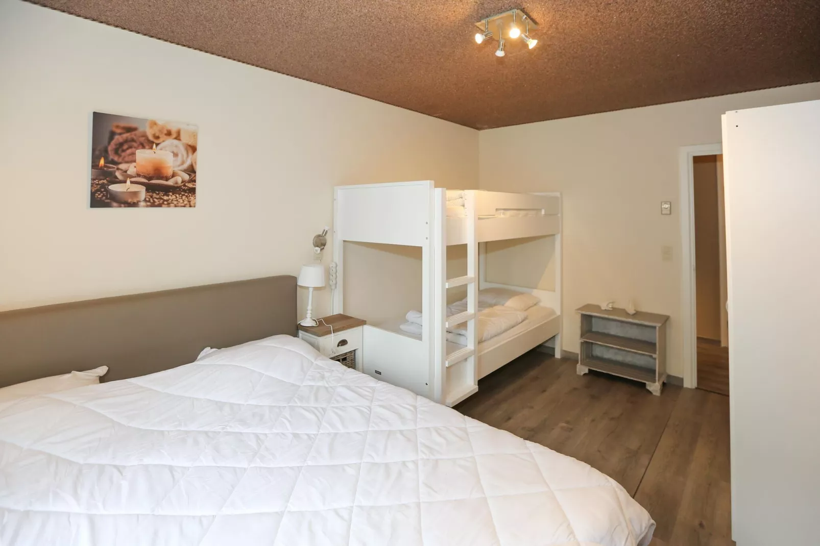 DECUMAN / 0401-Schlafzimmer