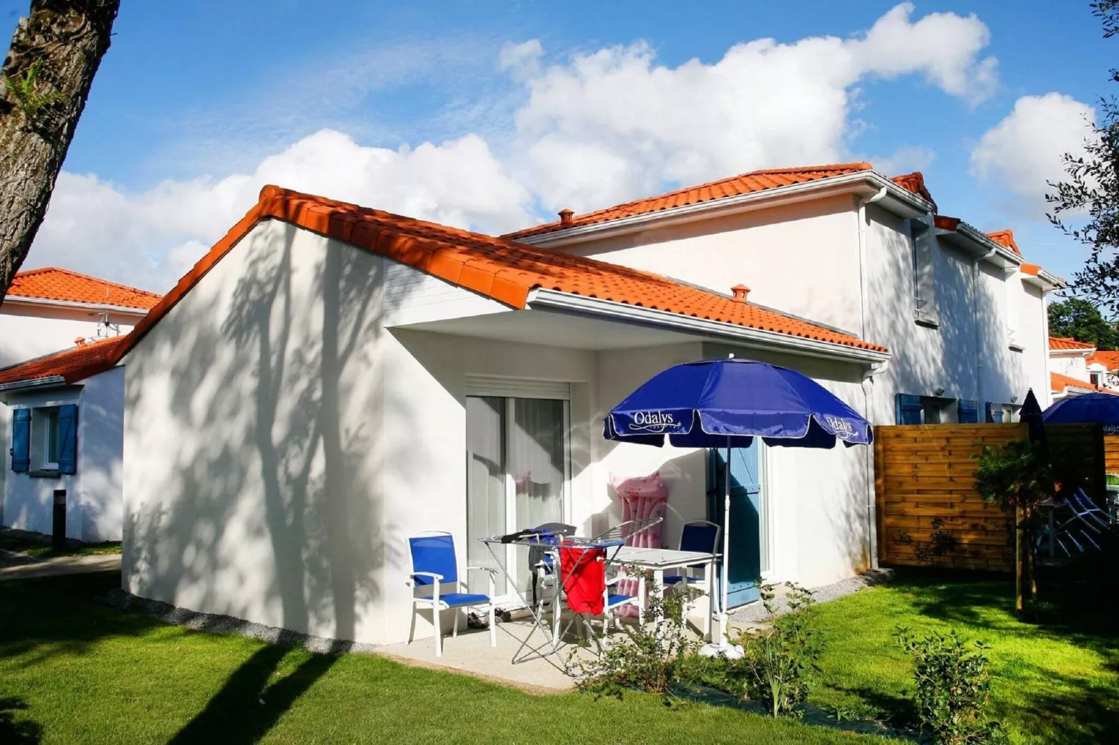 Résidence le Domaine de L'Océan 2-Exterior summer