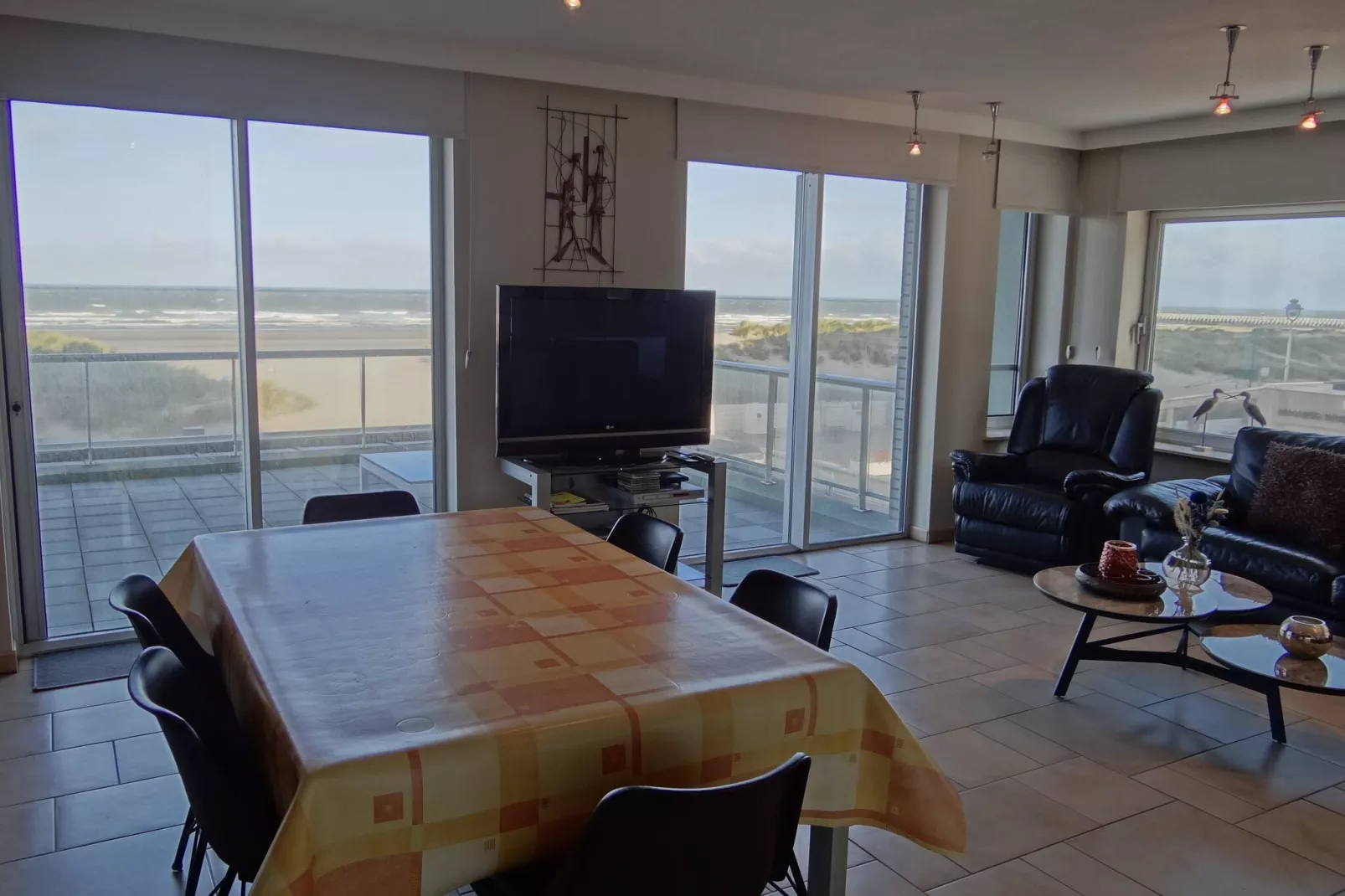 GOUNOD 0101PK-Dining room