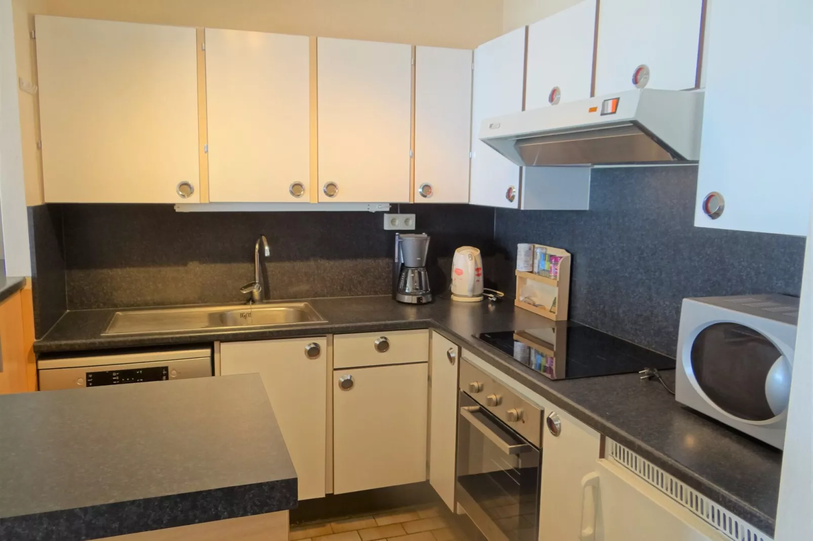 IBIZA 801-Kitchen